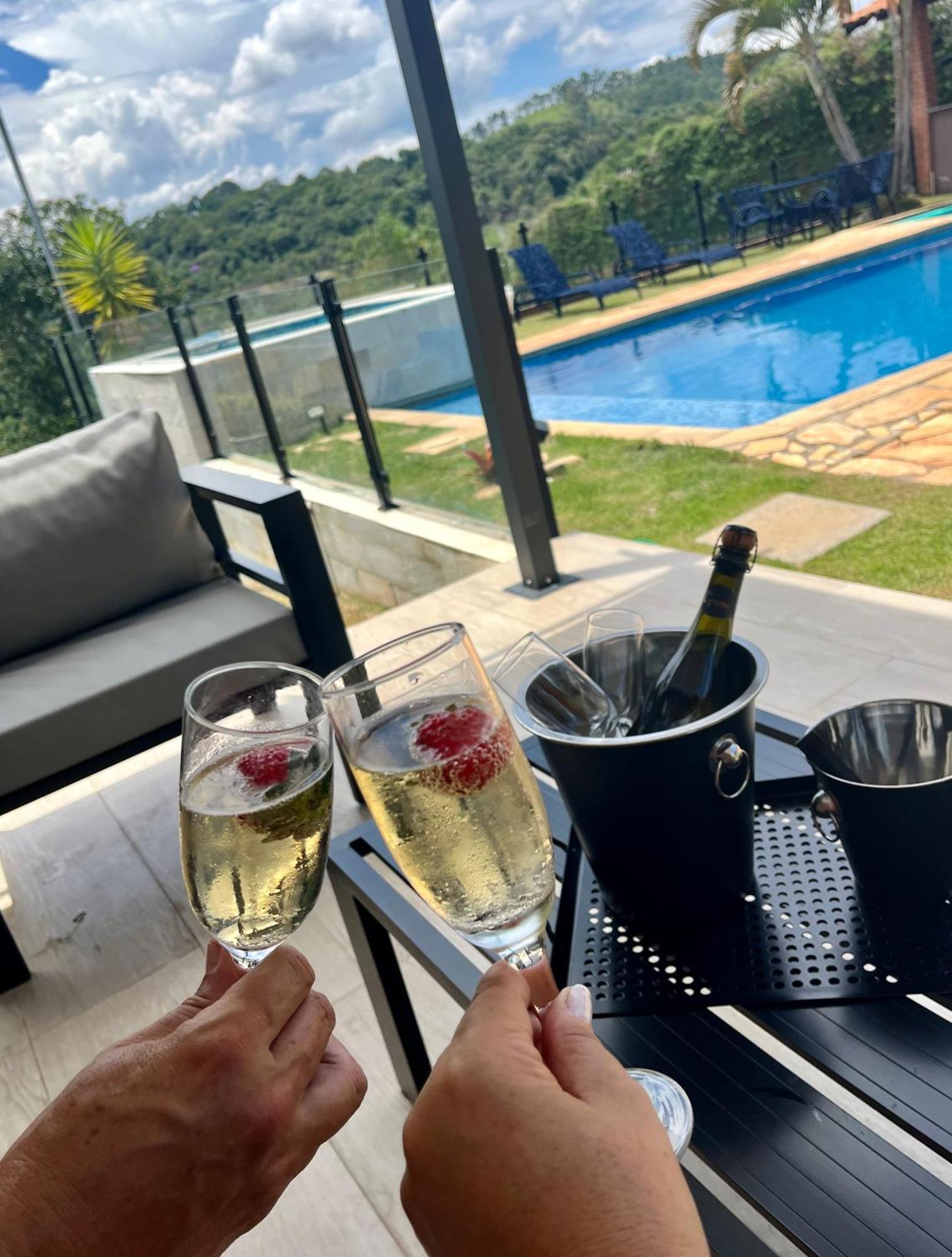 Chacara Tha&Thi Cond Fechado Wi Fi Spa E Pisc Aquececimento Solar Bom Jesus dos Perdões Exterior foto